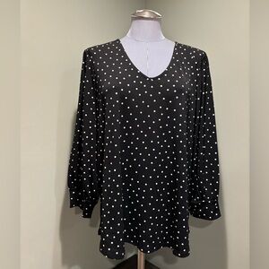 NWT Adrianna Papell Ladies Black Blouse With White Polka Dots Blouse.  Size XL